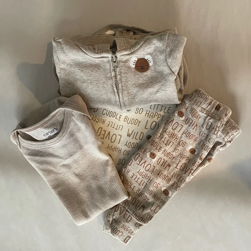 NWOT Carter’s 4-piece set